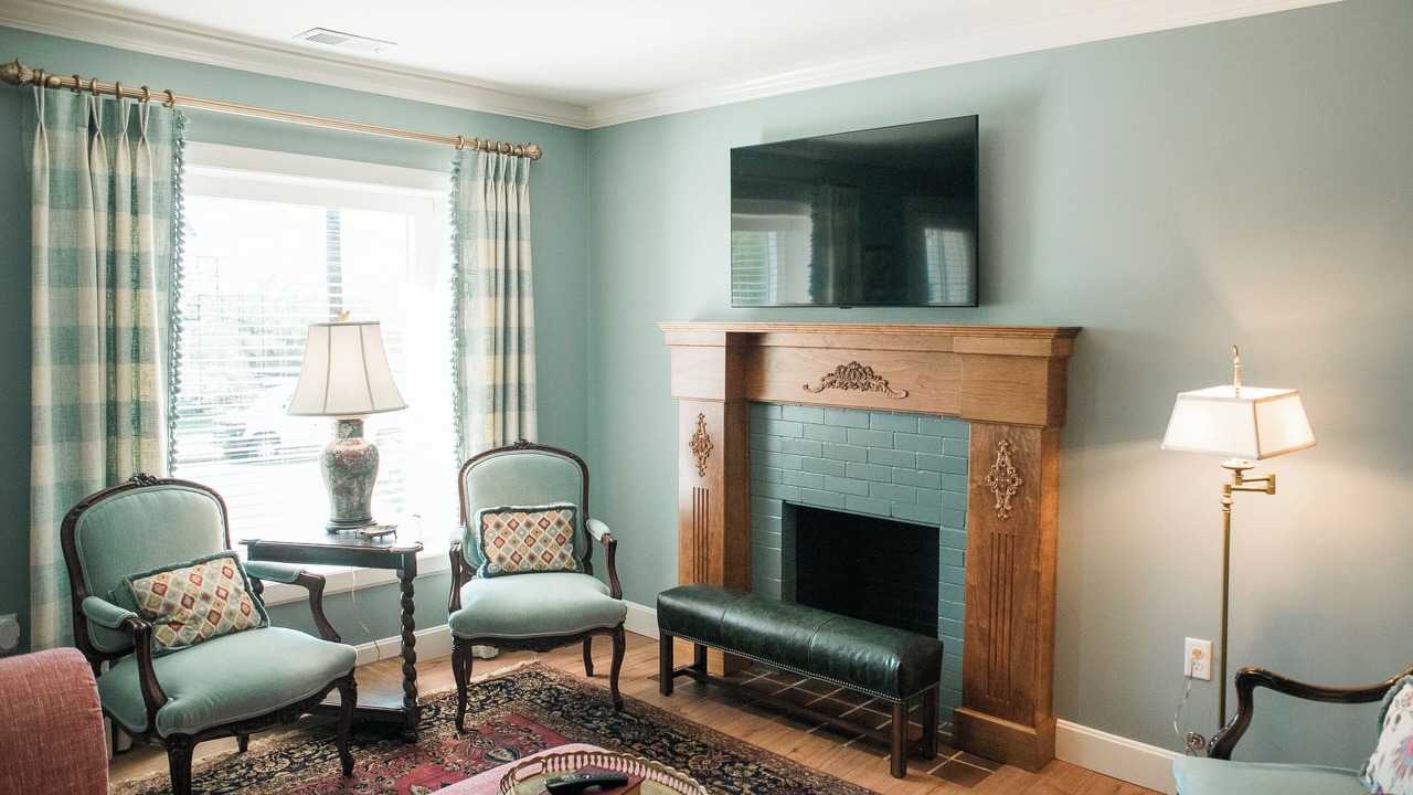 Photo of Livingroom in Millersburg