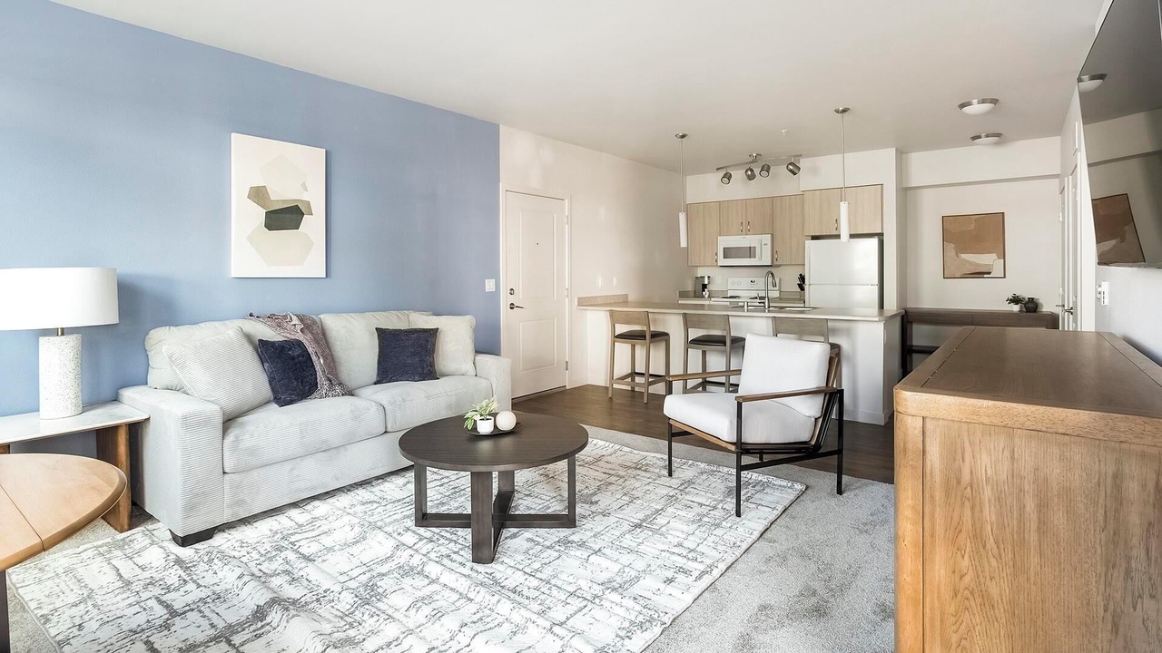 Photo of Livingroom in Smokey Point
