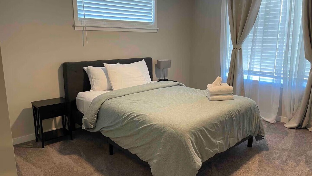 Photo of Bedroom in Smokey Point