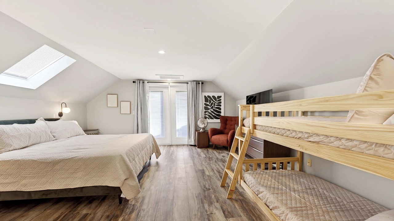 Photo of Bedroom in Great Valley