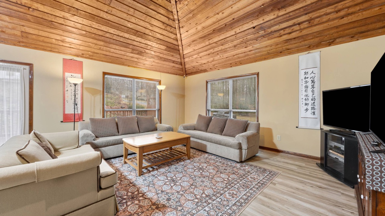 Photo of Livingroom in East Cobb