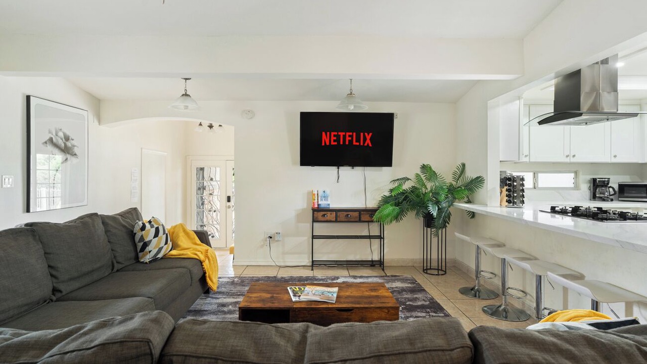 Photo of Livingroom in Central Escondido