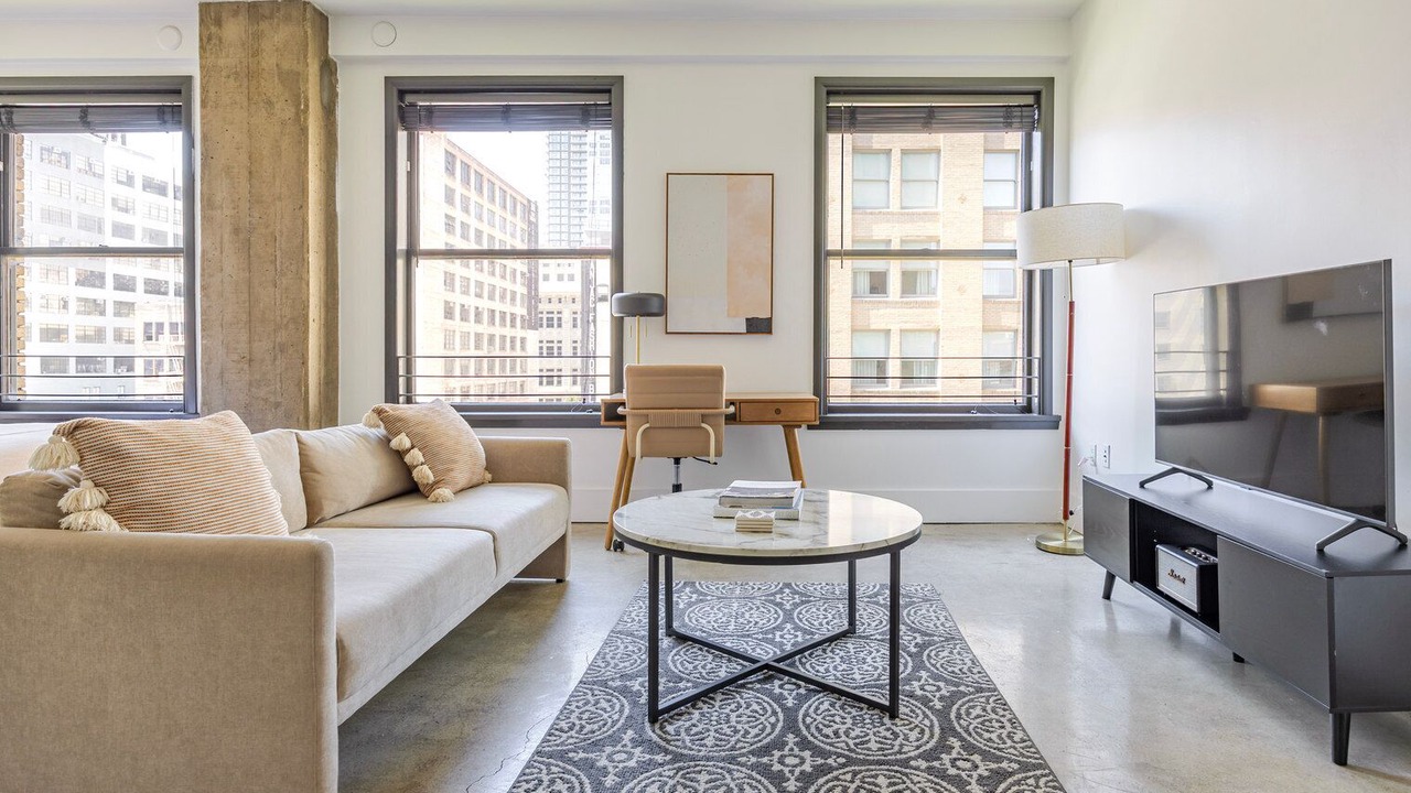 Photo of Livingroom in Historic Core