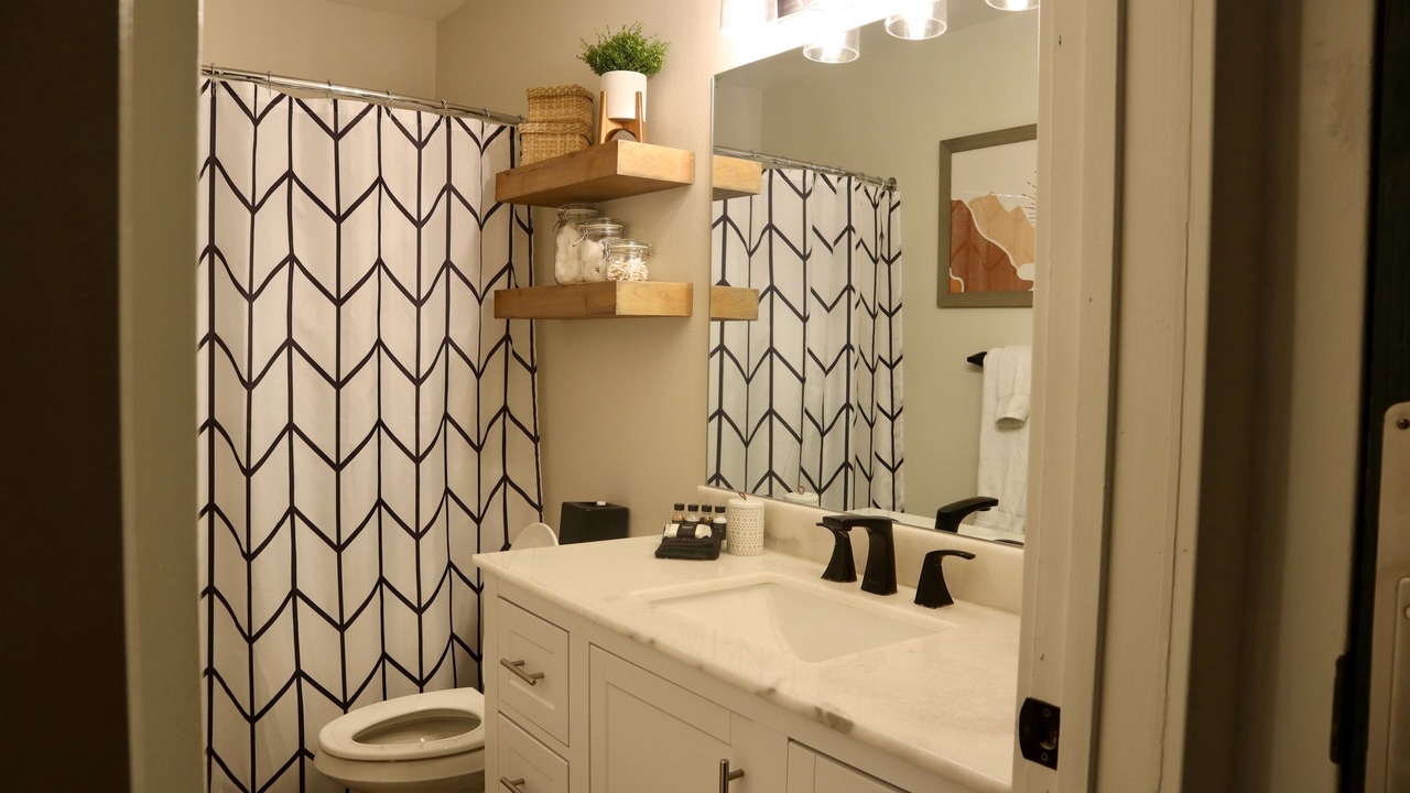 Photo of Bathroom in North Park City