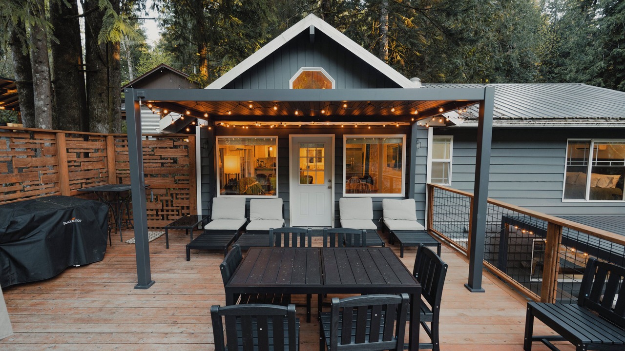 Photo of Outdoor in Gold Bar