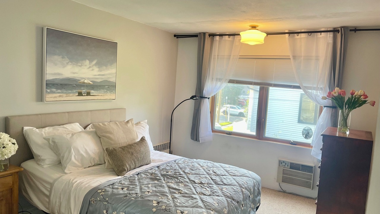 Photo of Bedroom in Atlantic Beach