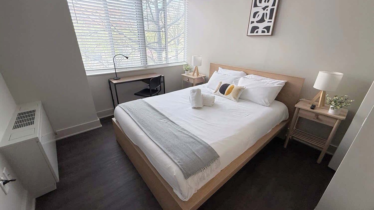 Photo of Bedroom in Pentagon City