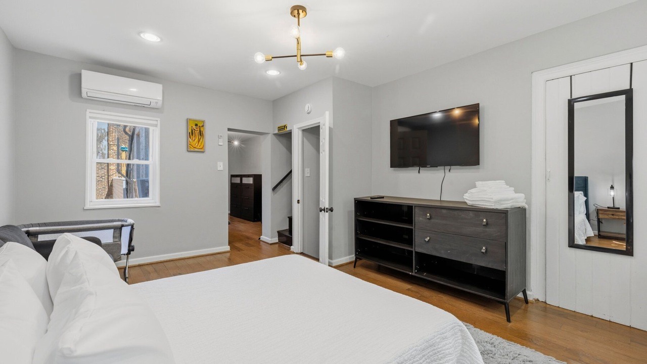 Photo of Bedroom in Fells Point