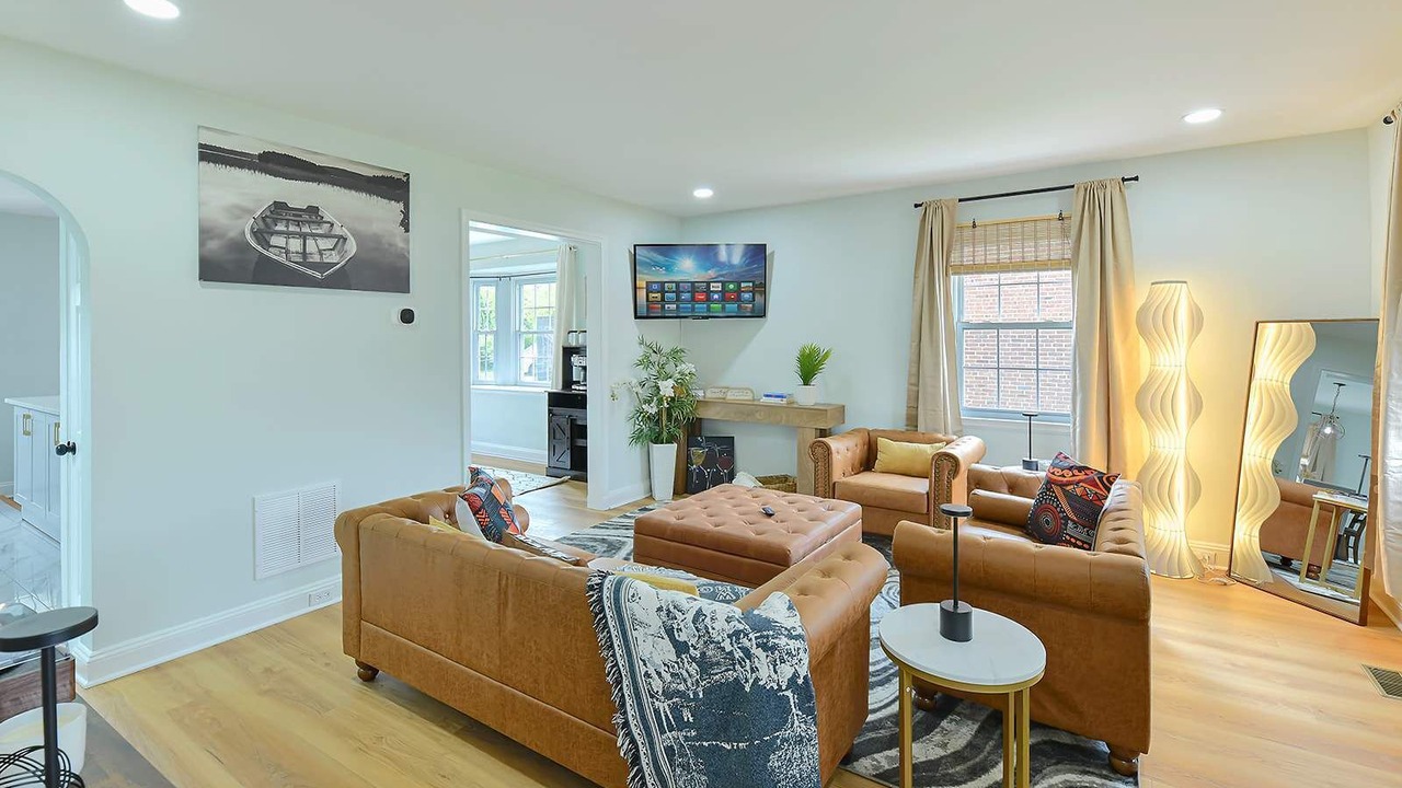 Photo of Livingroom in New Northwood
