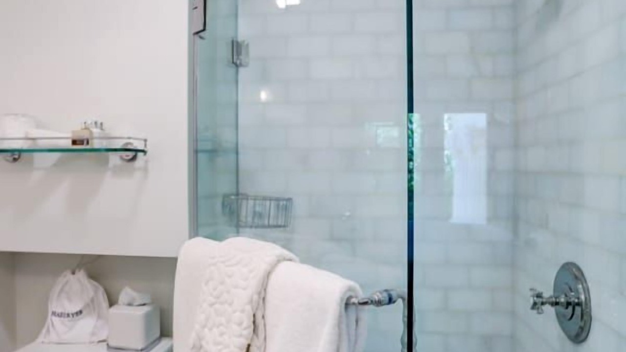 Photo of Bathroom in Irvington