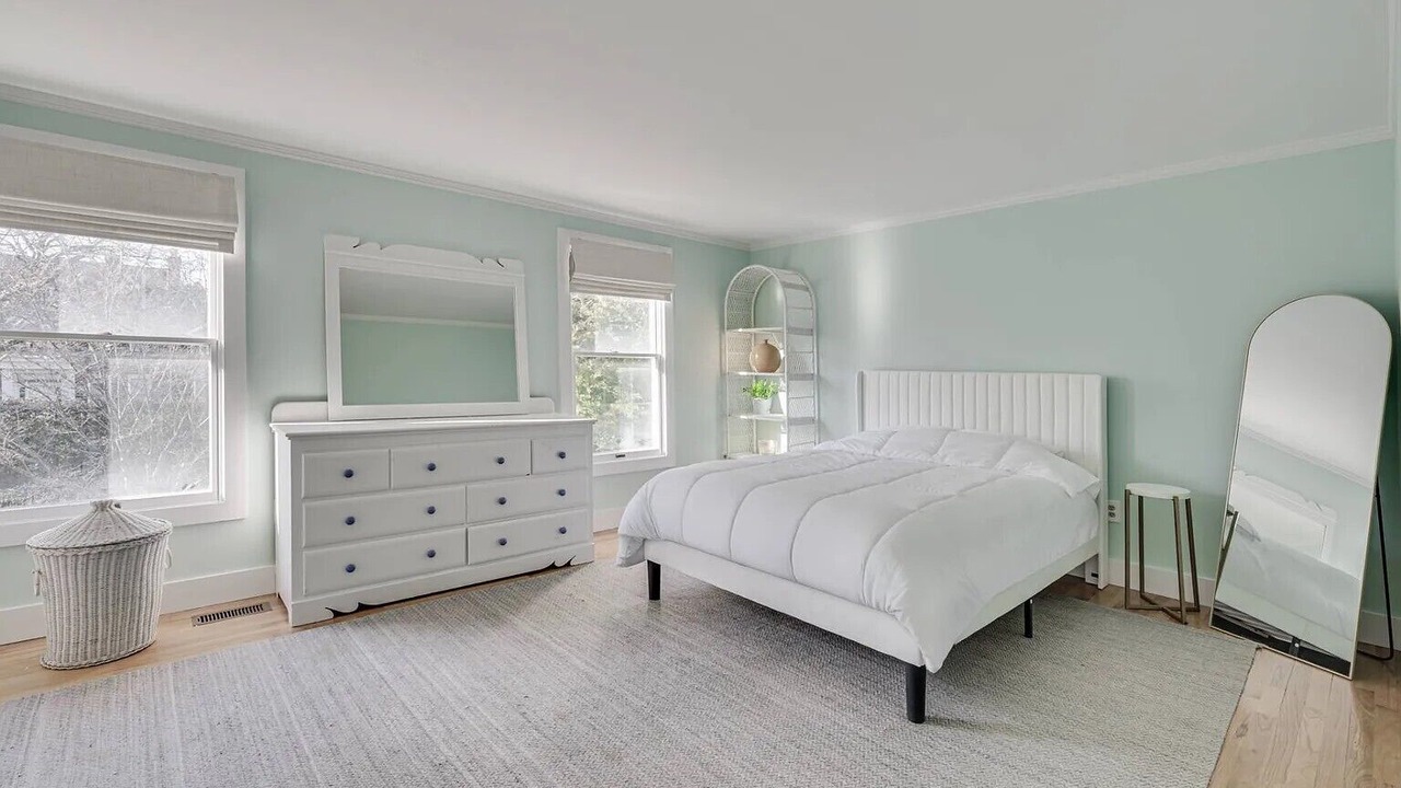 Photo of Bedroom in Village of Southampton