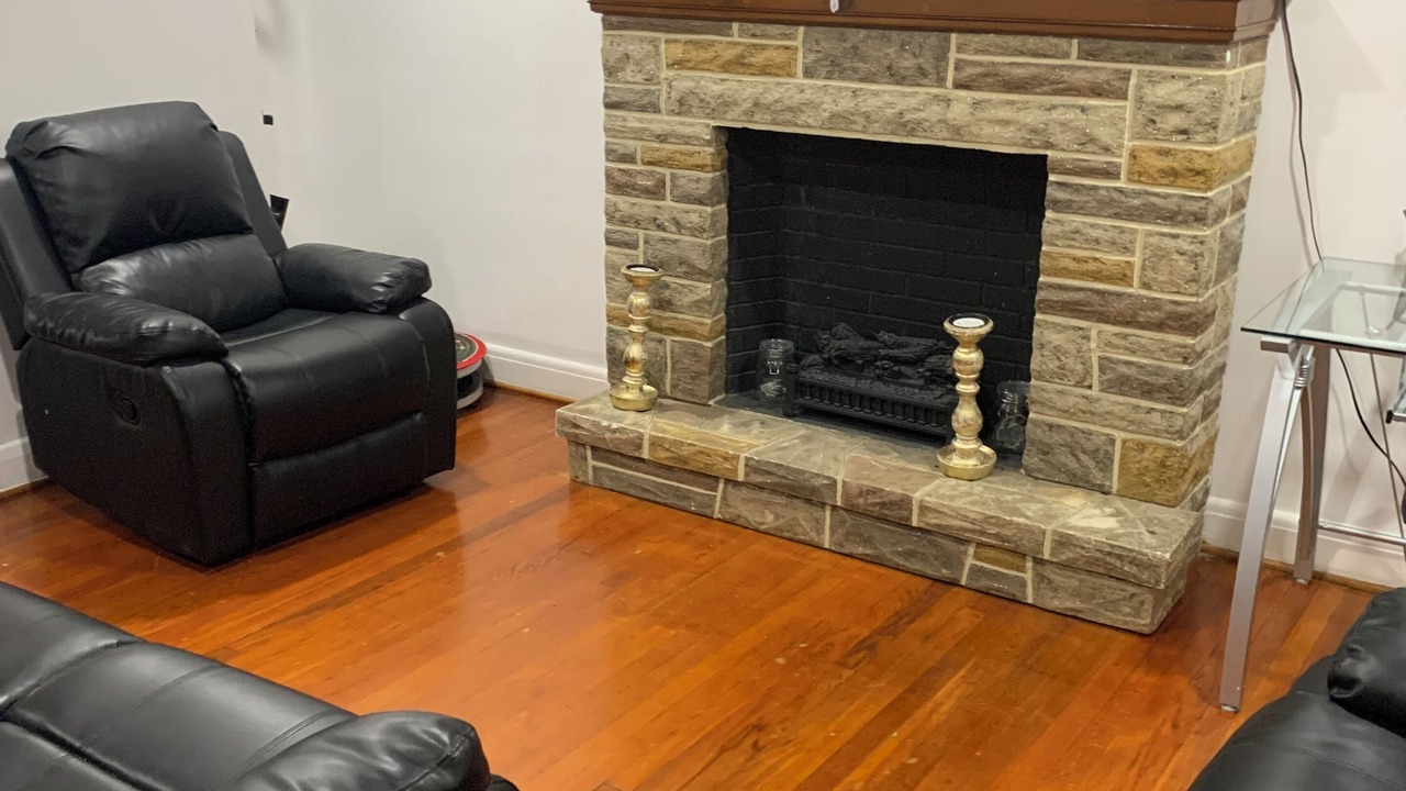 Photo of Livingroom in Downtown Baltimore