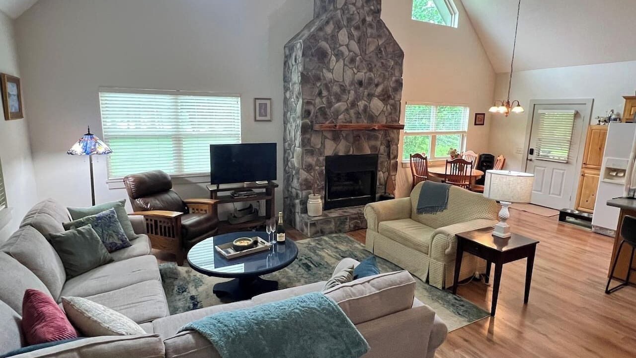 Photo of Livingroom in Murphy