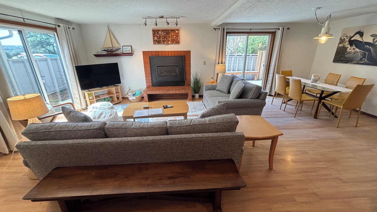 Photo of Livingroom in Tolovana Park