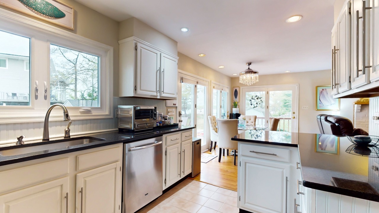 Photo of Kitchen in Arundel on the Bay