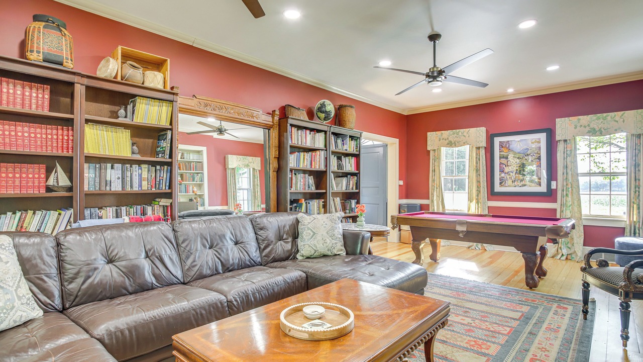 Photo of Livingroom in Denton