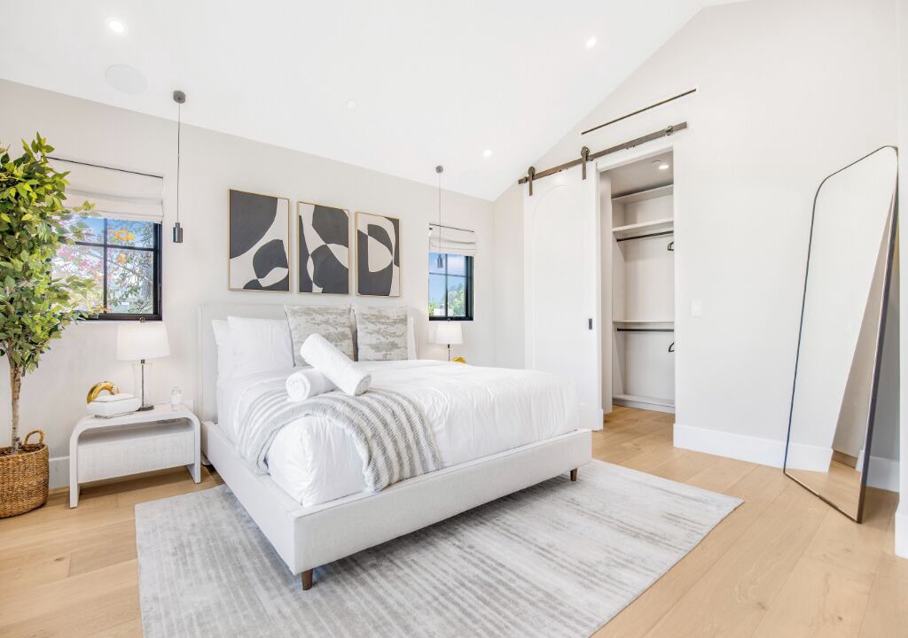 Photo of Bedroom in Studio City