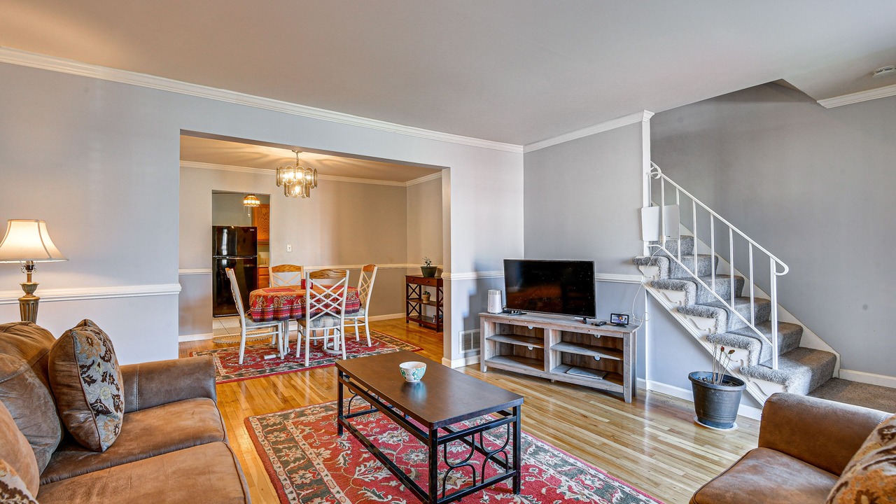 Photo of Livingroom in Rossville