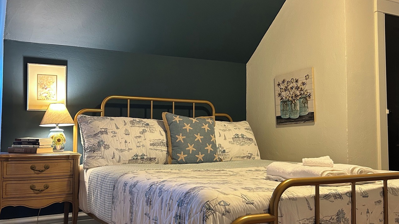 Photo of Bedroom in LaVale
