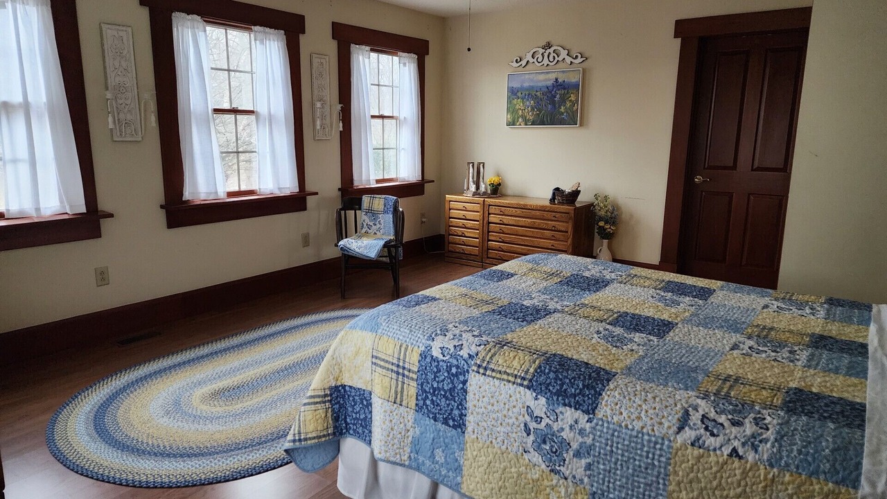 Photo of Bedroom in Mount Vernon