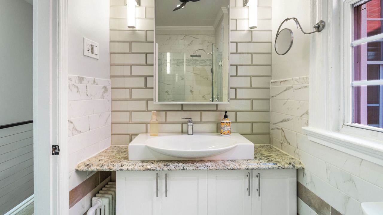 Photo of Bathroom in Bloomingdale