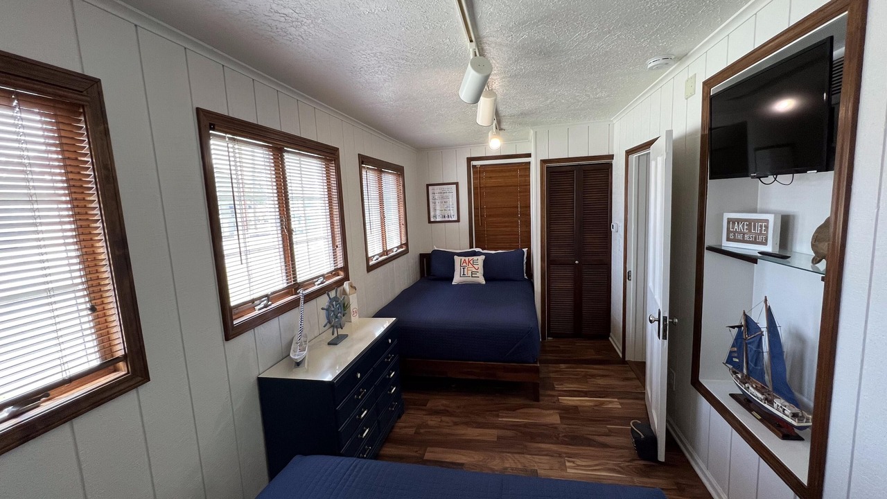 Photo of Bedroom in Put-in-Bay