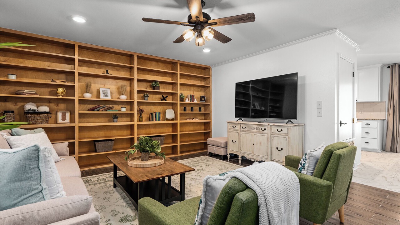 Photo of Livingroom in Springdale