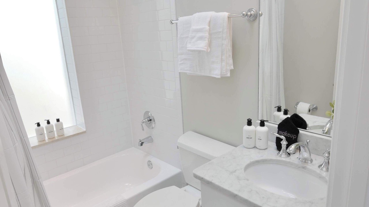 Photo of Bathroom in Stanton Park