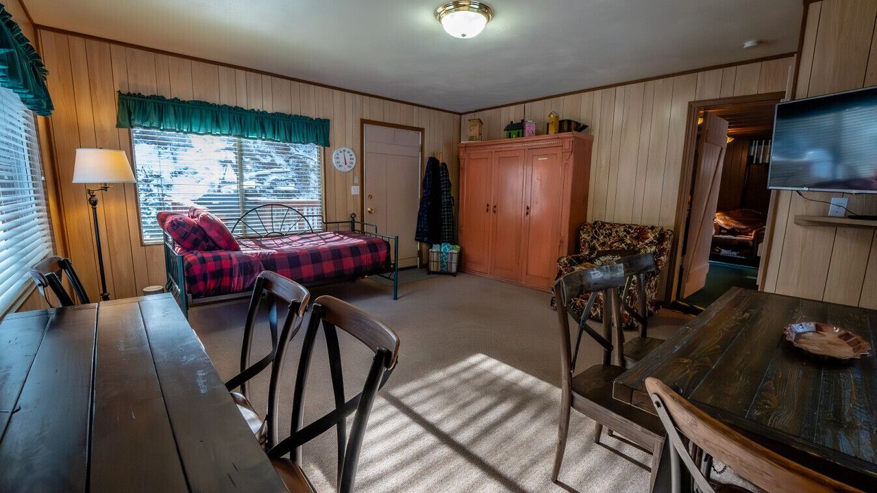 Photo of Bedroom in Sundance