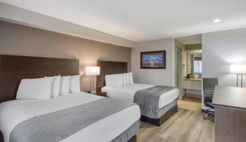 Queen Room with Two Queen Beds - Non-Smoking