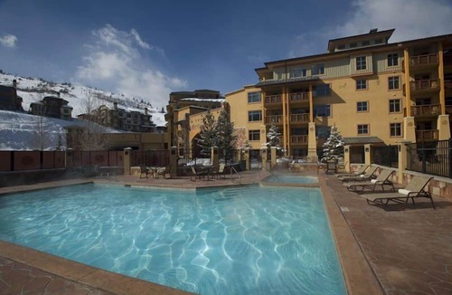 Park City Condo | Comfortably Furnished Condo w Canyons Village View Save 20% on 7+ Nights!