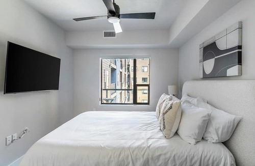 People's Freeway Apartment | Landing | Chic 2BD, Courtyard, Pool