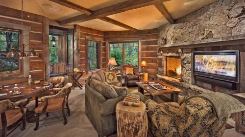 Steamboat Springs House | Gold Mine Lodge