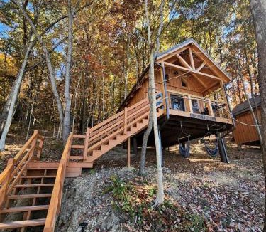 Scio House | Wooden Chic Cabin Fully Stocked near Tappan Lake in Ohio
