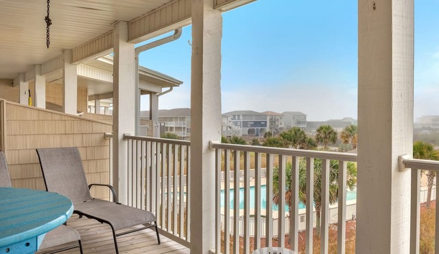 Sol Retreat: Ocean View, Dog-friendly Condo with Seasonal Community Pool