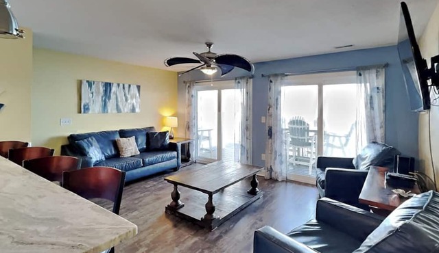Wake Up to Water Views! Perfect for 10 ppl | C211
