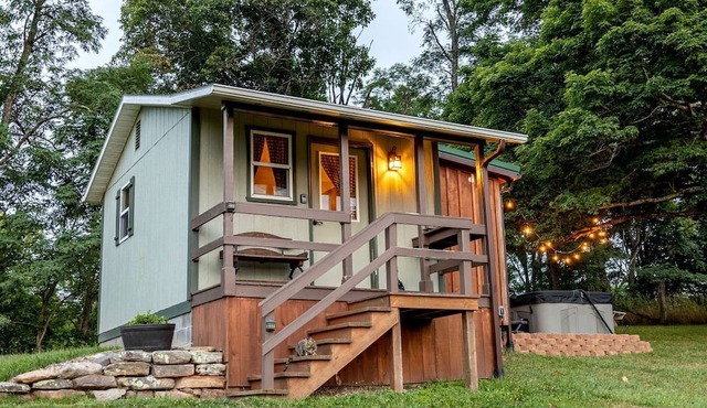 Peaceful Tiny House in the Mountains near Seneca Rocks, West Virginia
